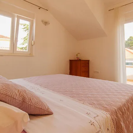 Spacious Sea View Near Marjan & Daire Split
