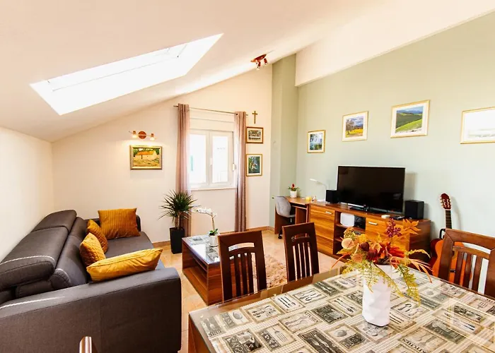 Spacious Sea View Near Marjan & 公寓