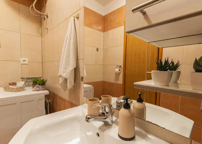 Spacious Sea View Near Marjan & 公寓 *