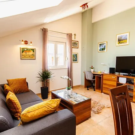 Spacious Sea View Near Marjan & Split